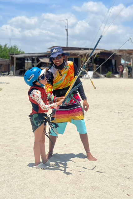 Kitesurf school Colombia