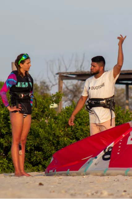Learn kitesurfing in Colombia