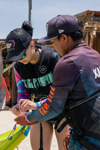 Learn Kitesurf in Colombia